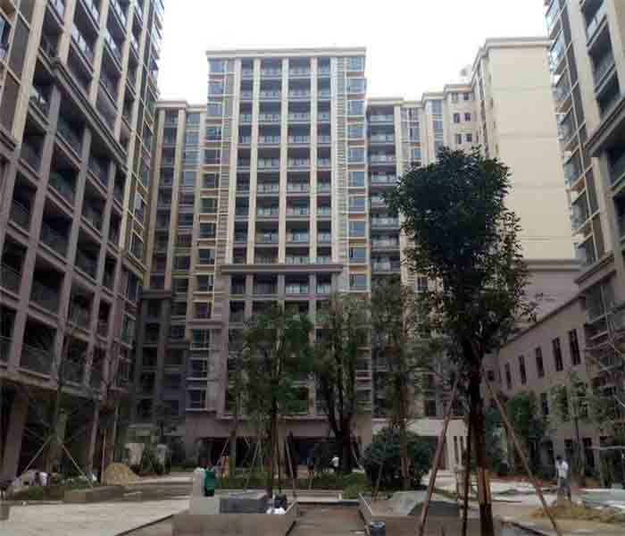 固戍村委統建樓：東山得寶樓