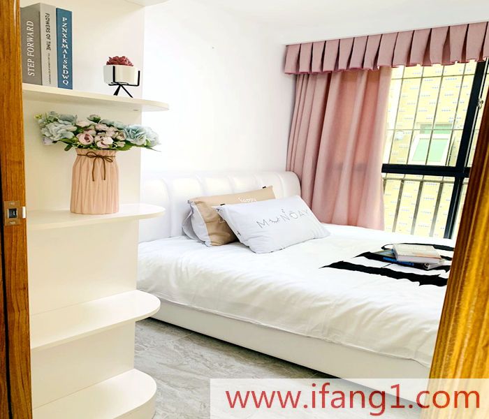 <a href=/longhua/ target=_blank class=infotextkey>大浪小產權房出售</a>：富麗華庭